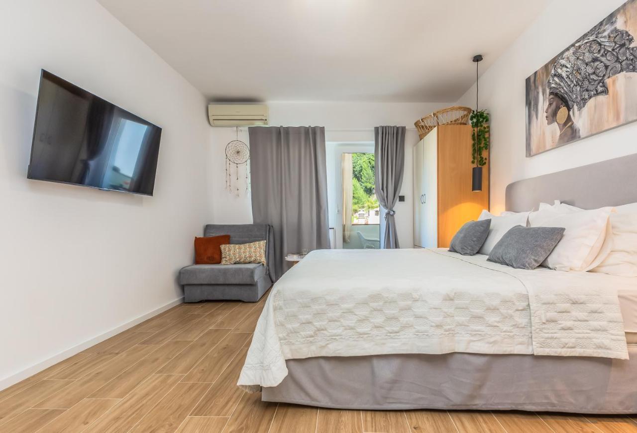 Apartmani Nikola Baška Voda Esterno foto