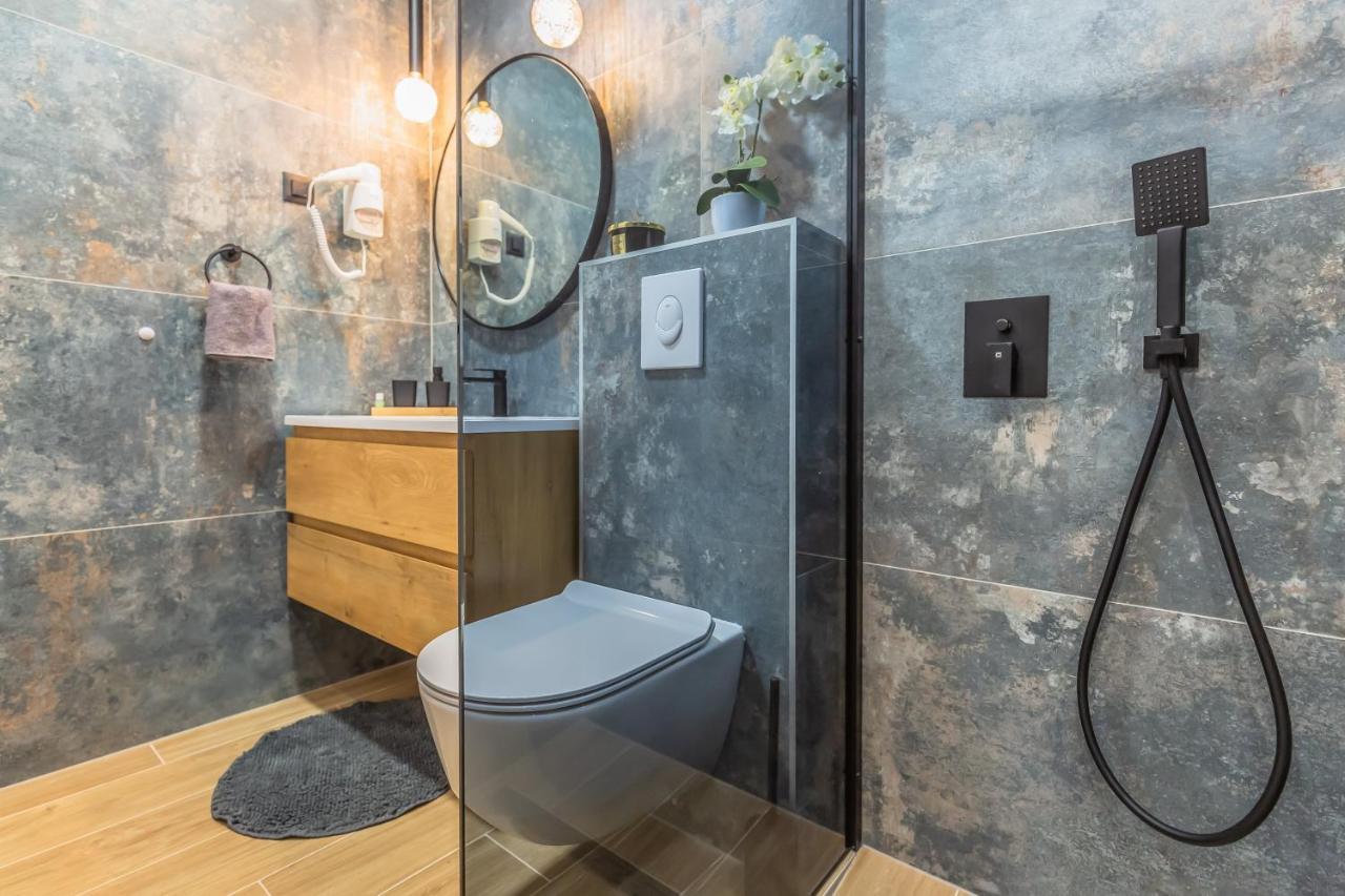 Apartmani Nikola Baška Voda Esterno foto