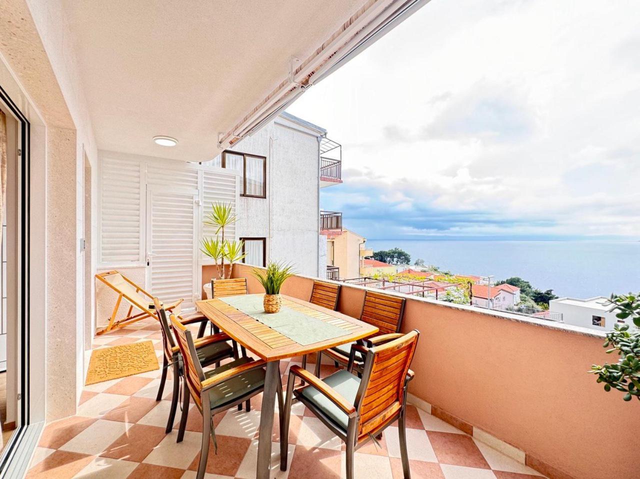 Apartmani Nikola Baška Voda Esterno foto