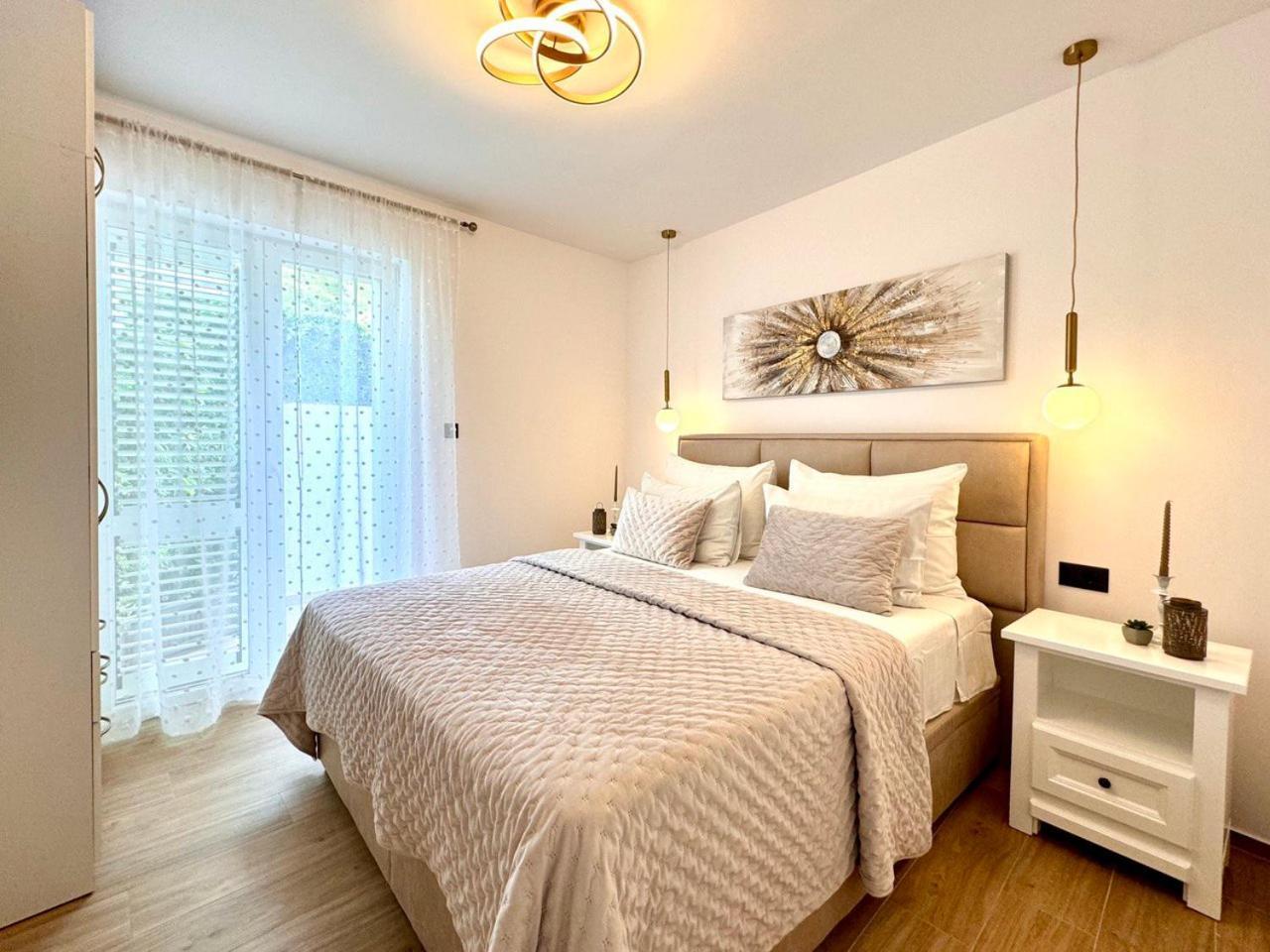 Apartmani Nikola Baška Voda Esterno foto